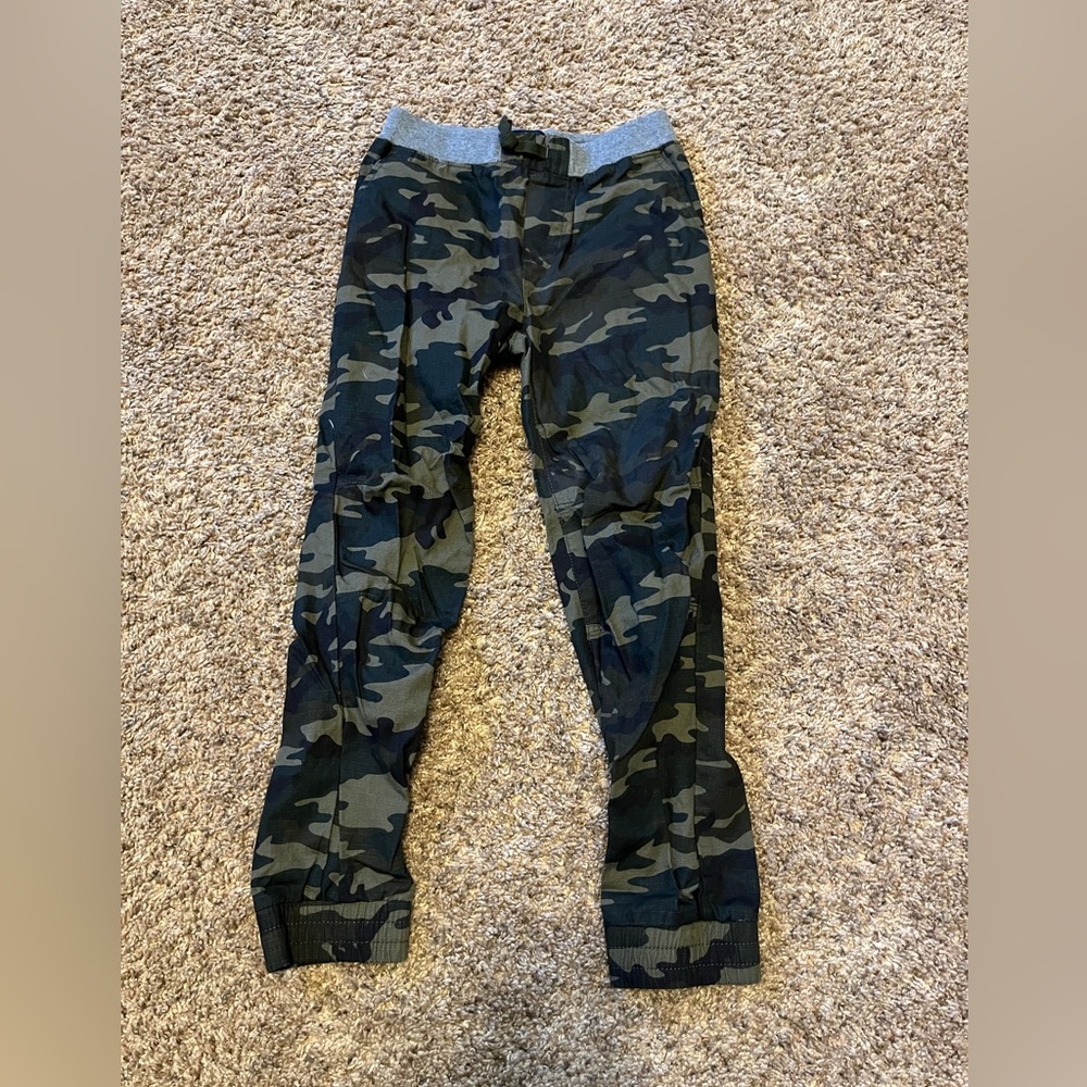Boys size 6 pants